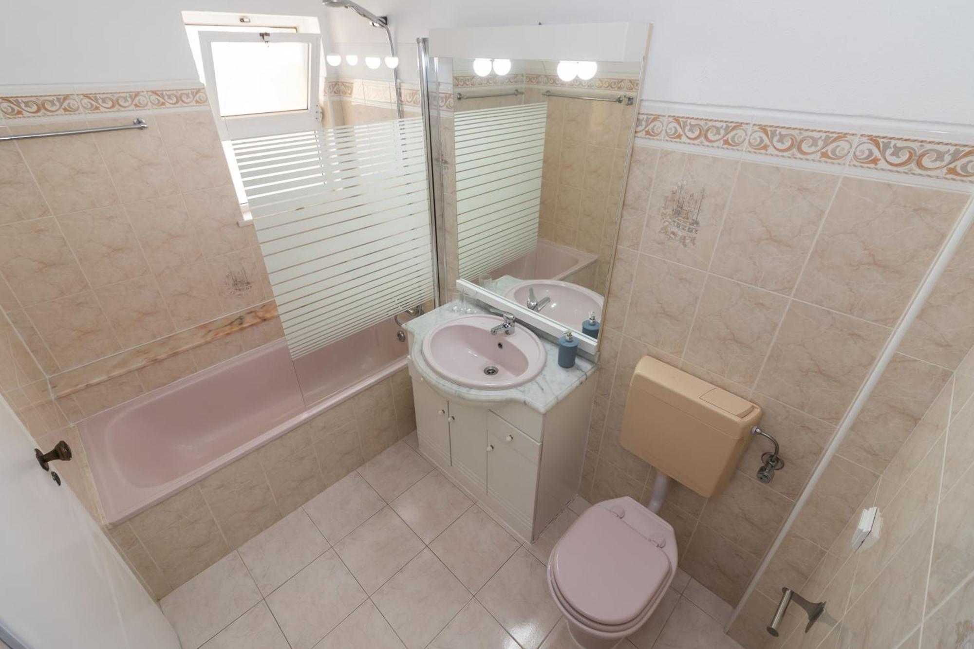 Couette-café Bb Dona Ana Lagos